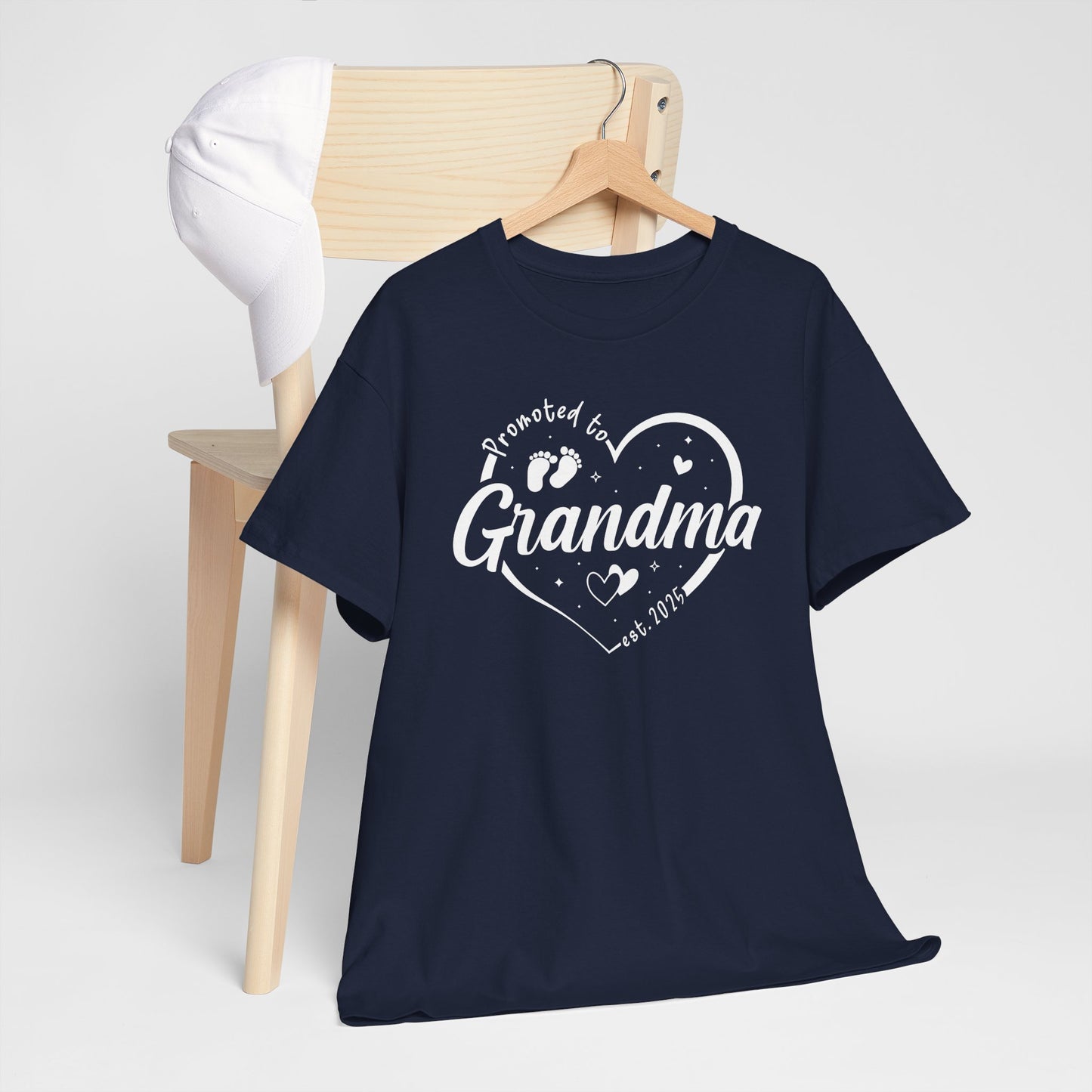 Promoted to Grandma Est 2025 Soon to be Grandma Mothers Day T-Shirt