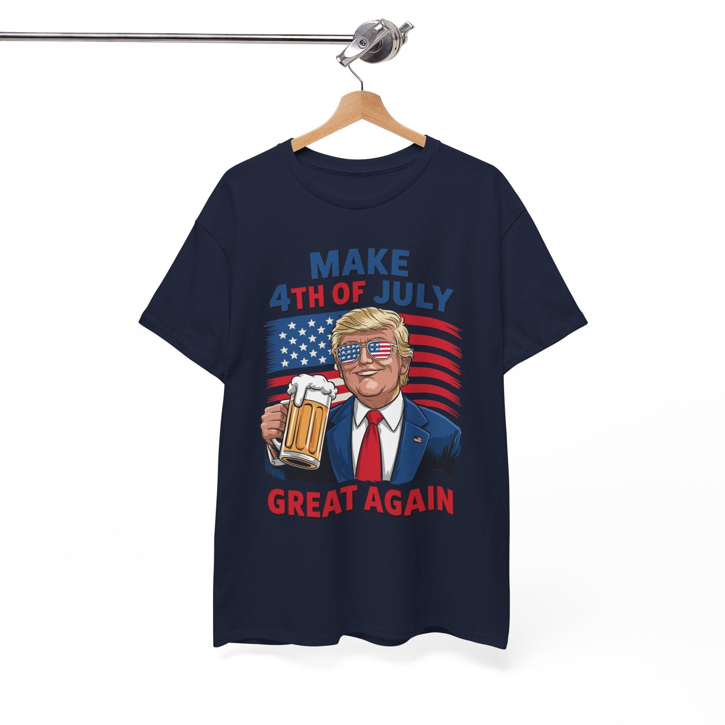 Trump Make 4th of July Great Again Men Drinking Beer Funny T-Shirt