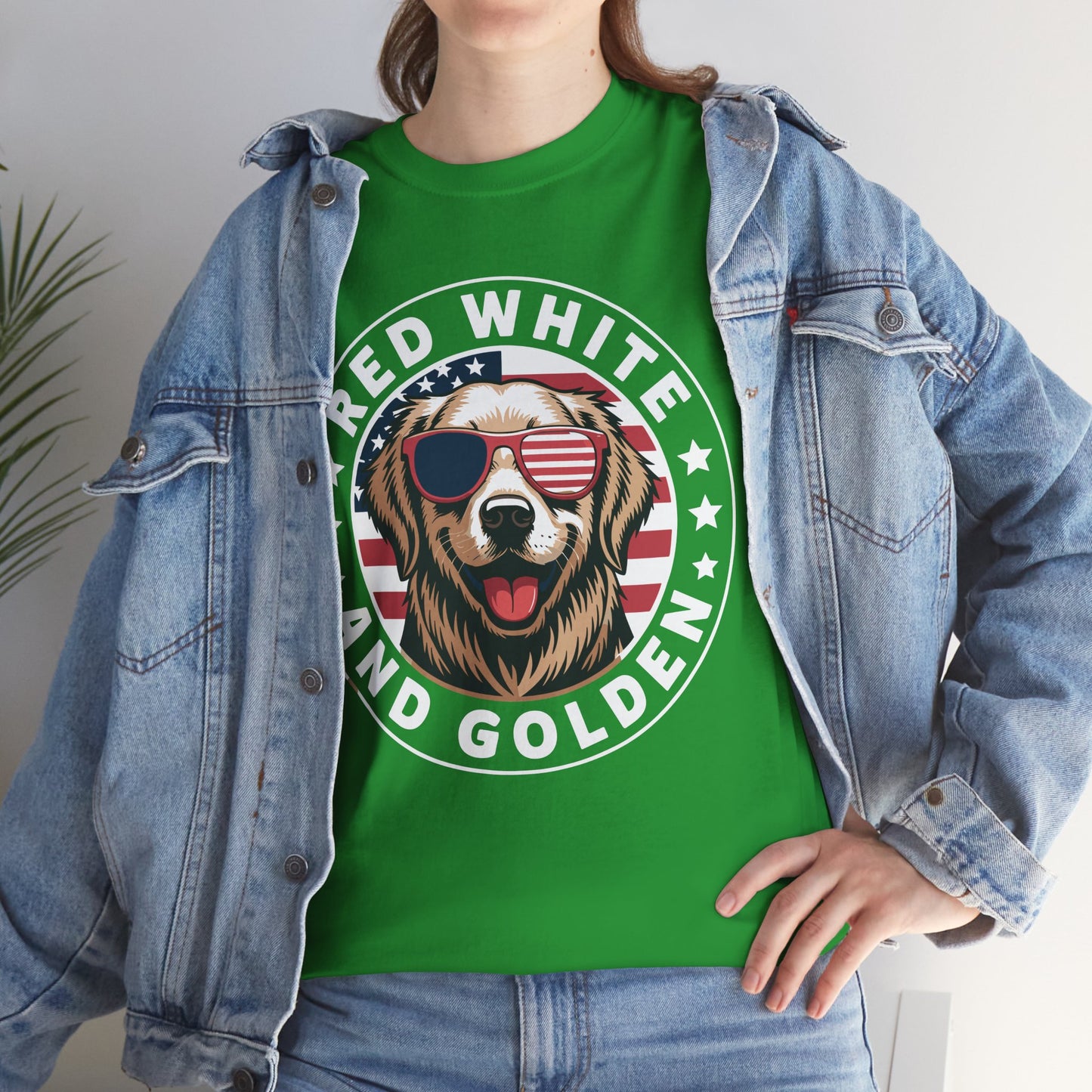 Red White Golden Retriever American Flag 4th of July Gift T-Shirt